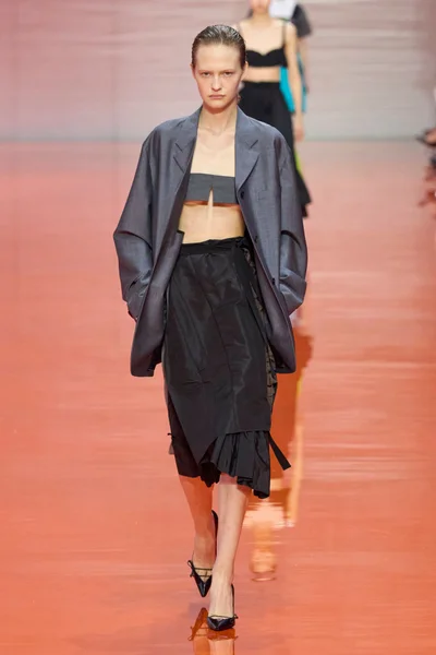 Look 38